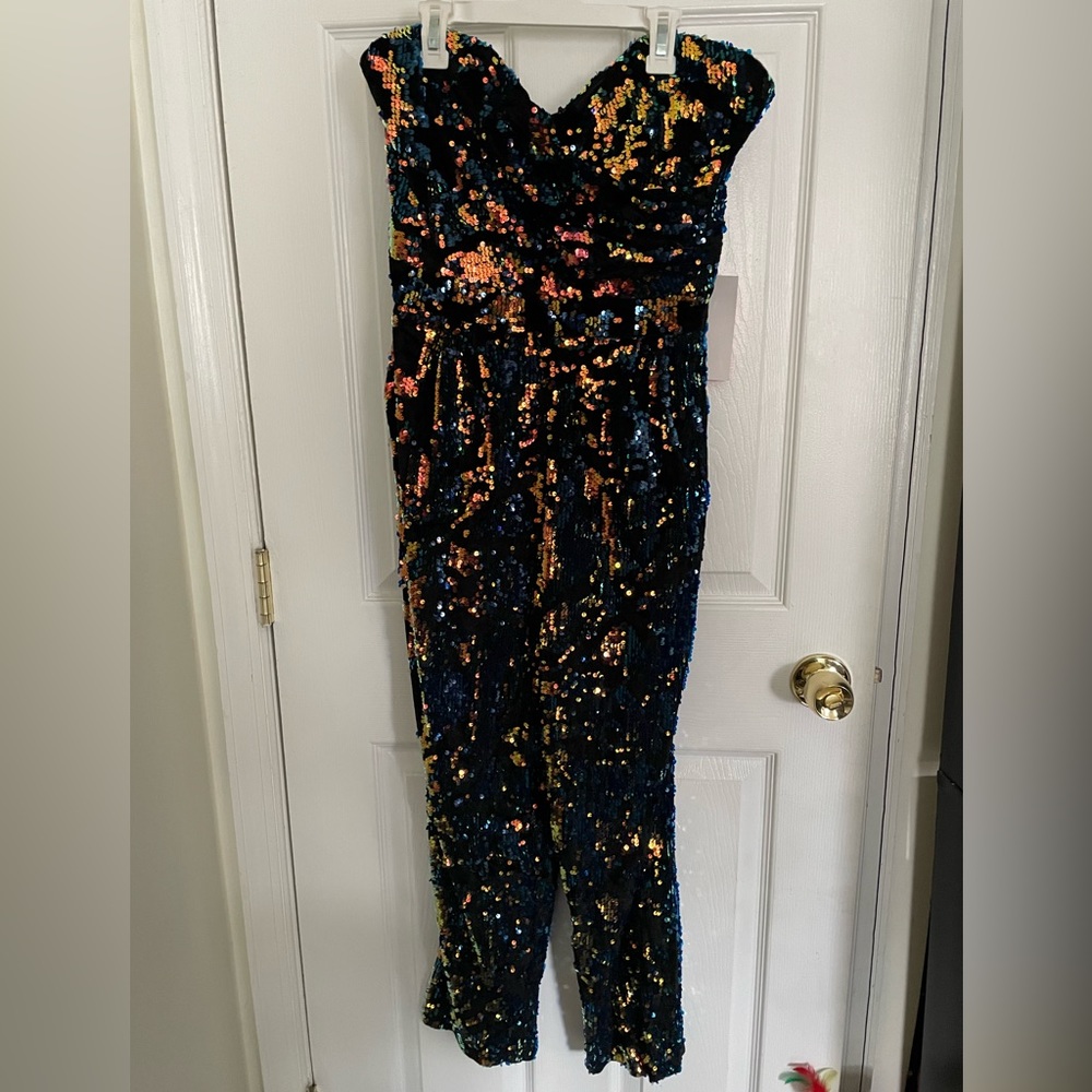 ASOS Little Mistress SEQUIN strapless cropped ankle length jumpsuit. Size 8.